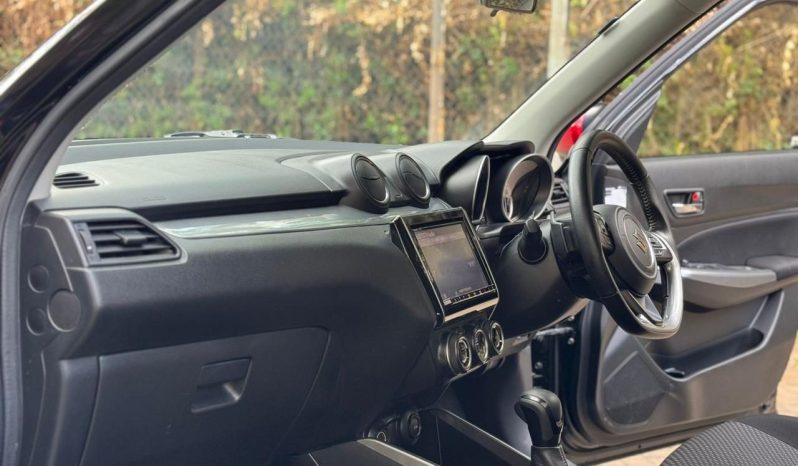 
								Suzuki Swift RS full									