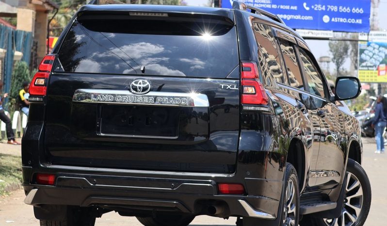 
								Toyota LandCruiser Prado TXL full									