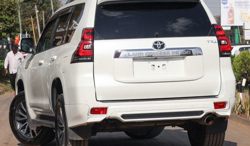 
								Land Cruiser Prado TXL full									