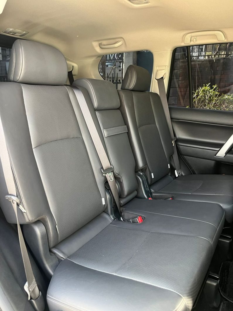 
								Land Cruiser Prado TXL full									