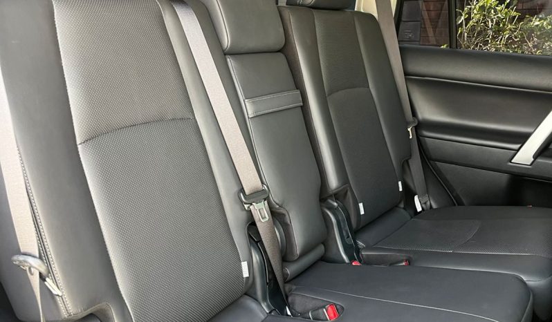 
								Land Cruiser Prado TXL full									