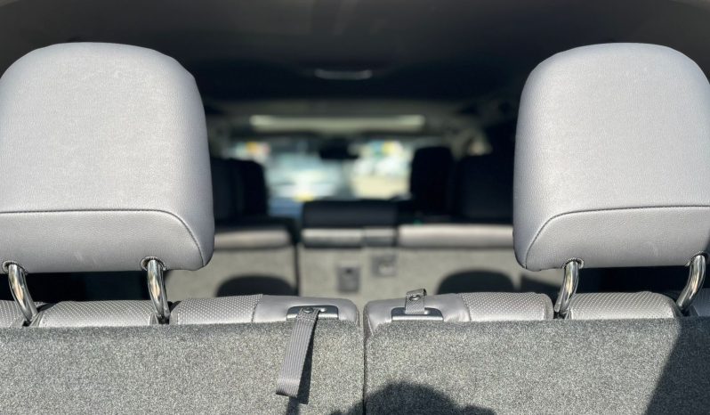 
								Land Cruiser Prado TXL full									