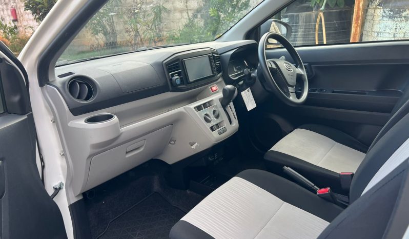 
								Daihatsu Mira (ES) full									