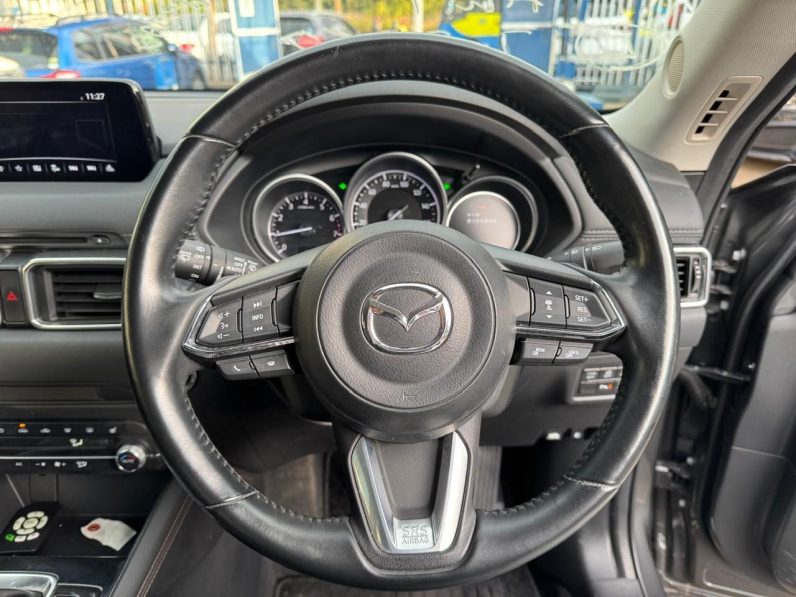 
								Mazda CX-5 full									