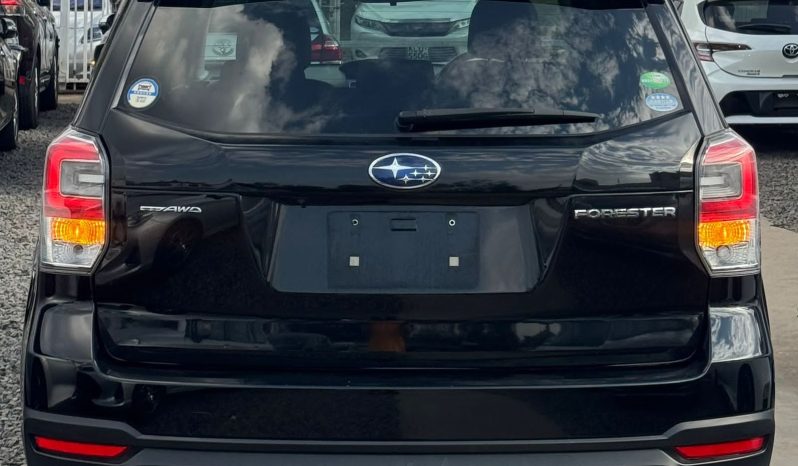 
								Subaru Forester full									