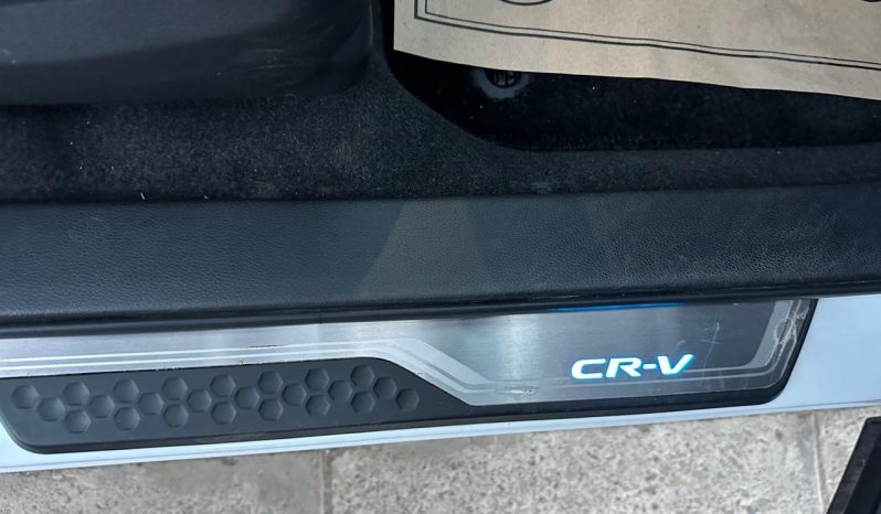 
								Honda CR-V full									