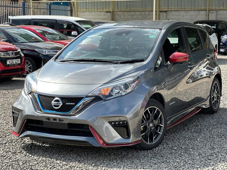 
								Nissan Note E-Power (NISMO) full									