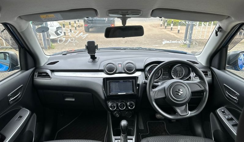 
								Suzuki Swift full									