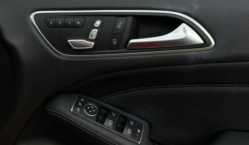 
								Mercedes Benz B180 full									