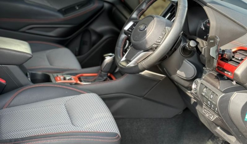 
								Subaru Forester full									