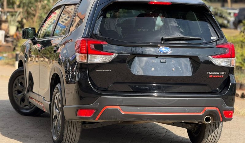 
								Subaru Forester full									