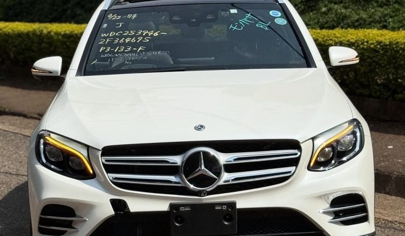
								Mercedes-Benz  GLC 200 full									
