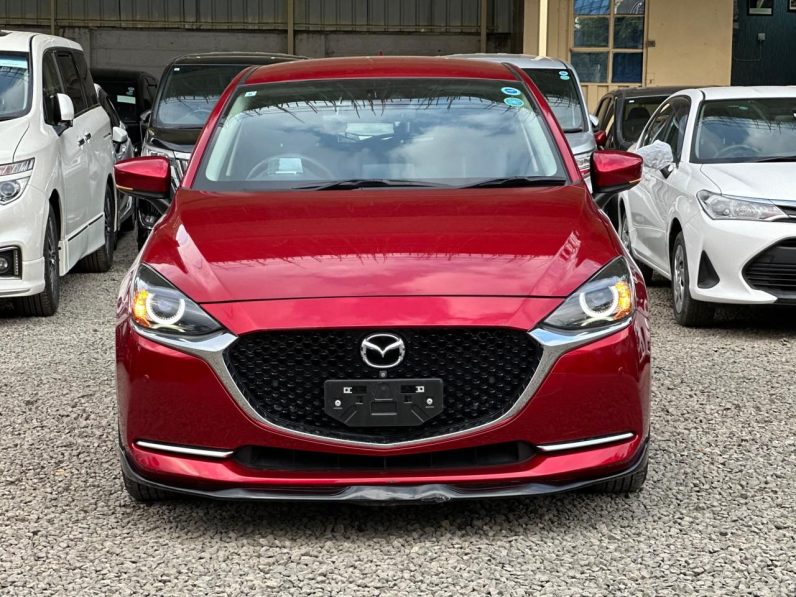 
								Mazda 2 full									