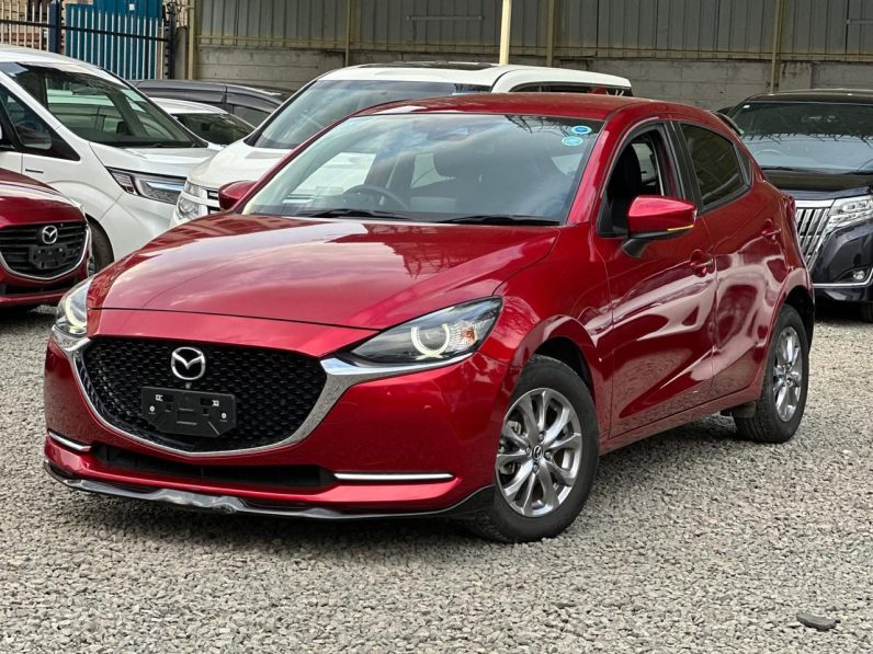 
								Mazda 2 full									