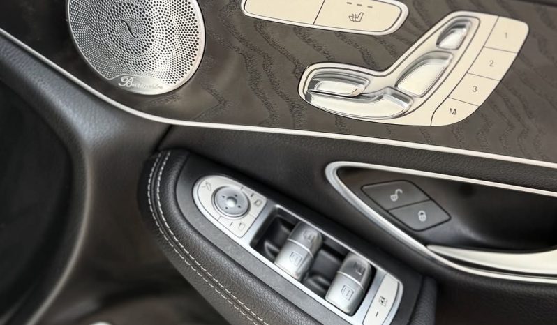 
								Mercedes-Benz  GLC 200 full									