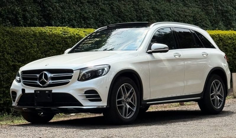 
								Mercedes-Benz  GLC 200 full									