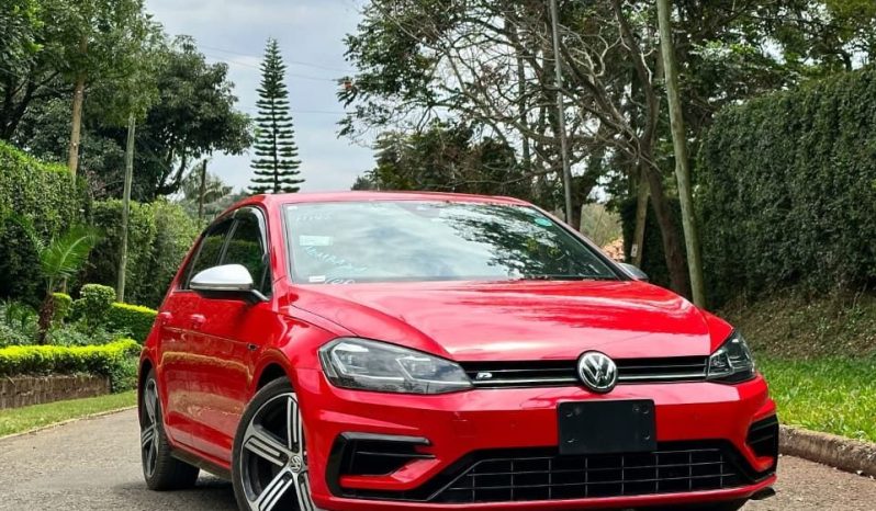
								Volkswagen Golf R full									