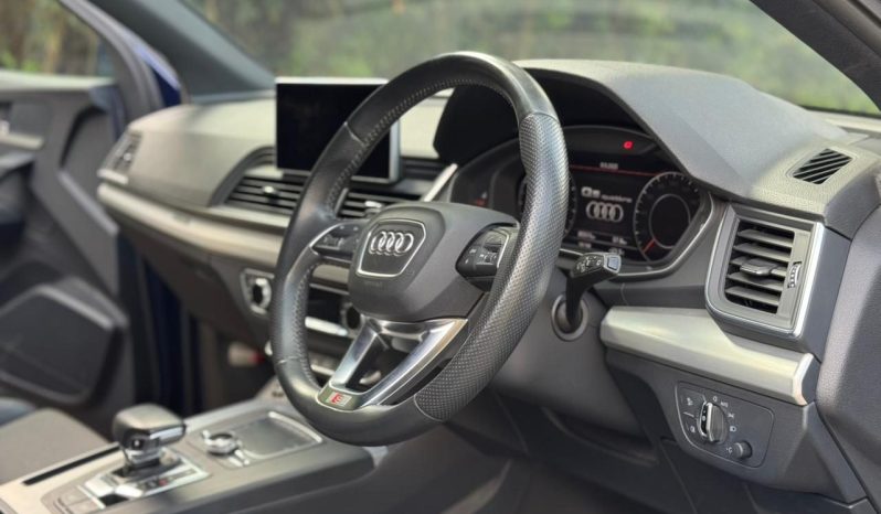 
								Audi Q5(S-Line) full									