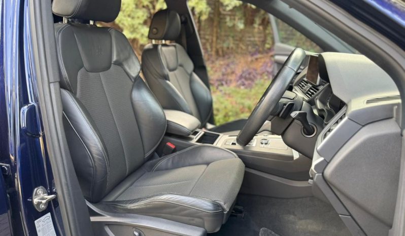 
								Audi Q5(S-Line) full									