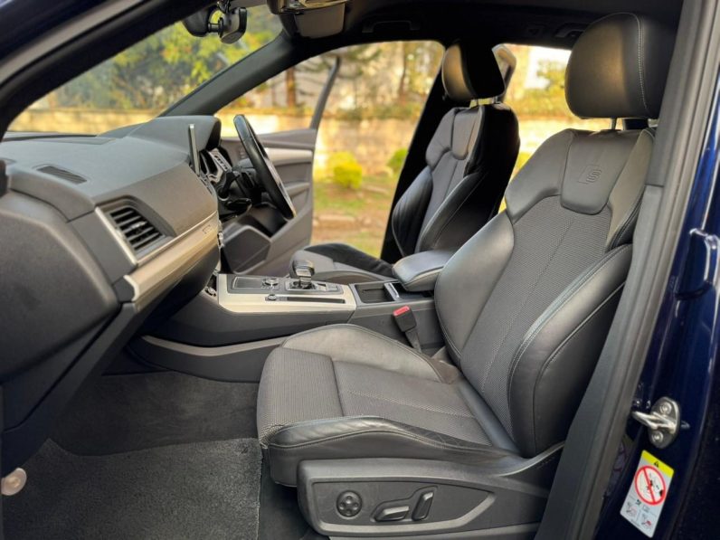 
								Audi Q5(S-Line) full									