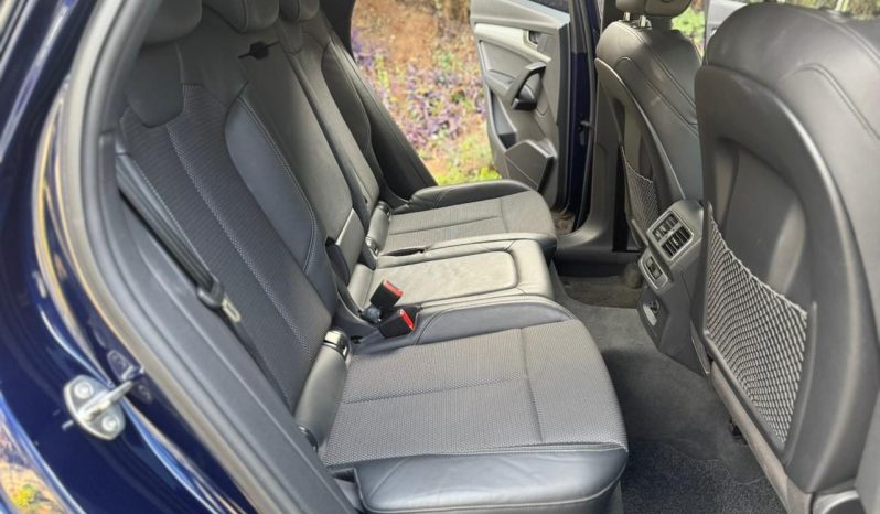 
								Audi Q5(S-Line) full									