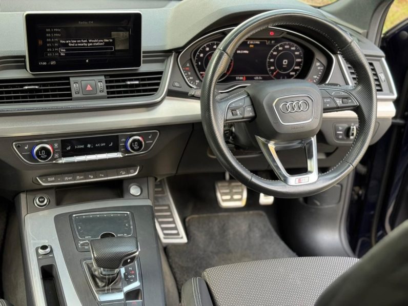 
								Audi Q5(S-Line) full									