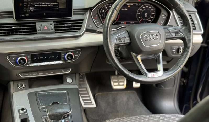 
								Audi Q5(S-Line) full									