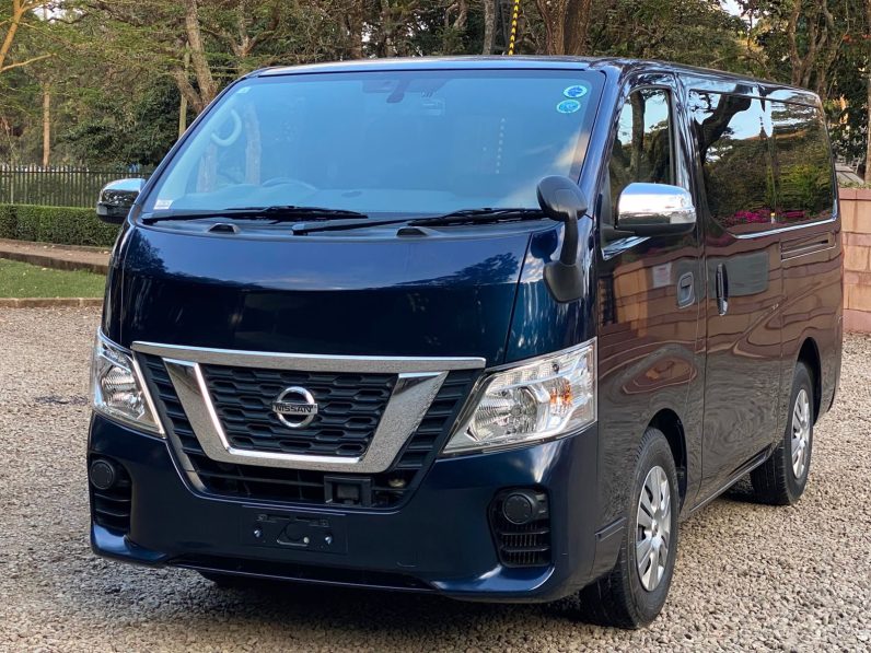 
								Nissan NV350 full									