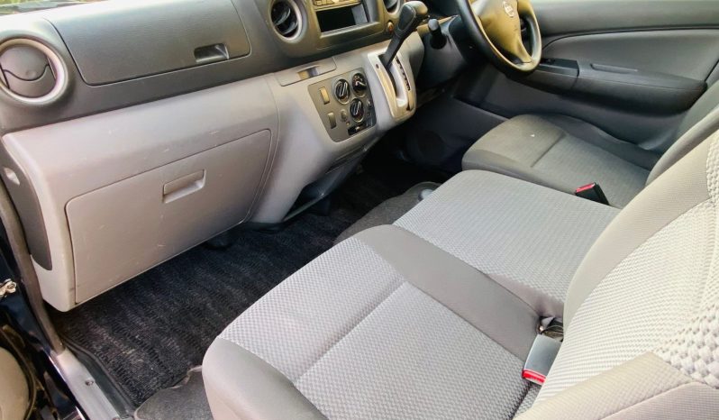 
								Nissan NV350 full									