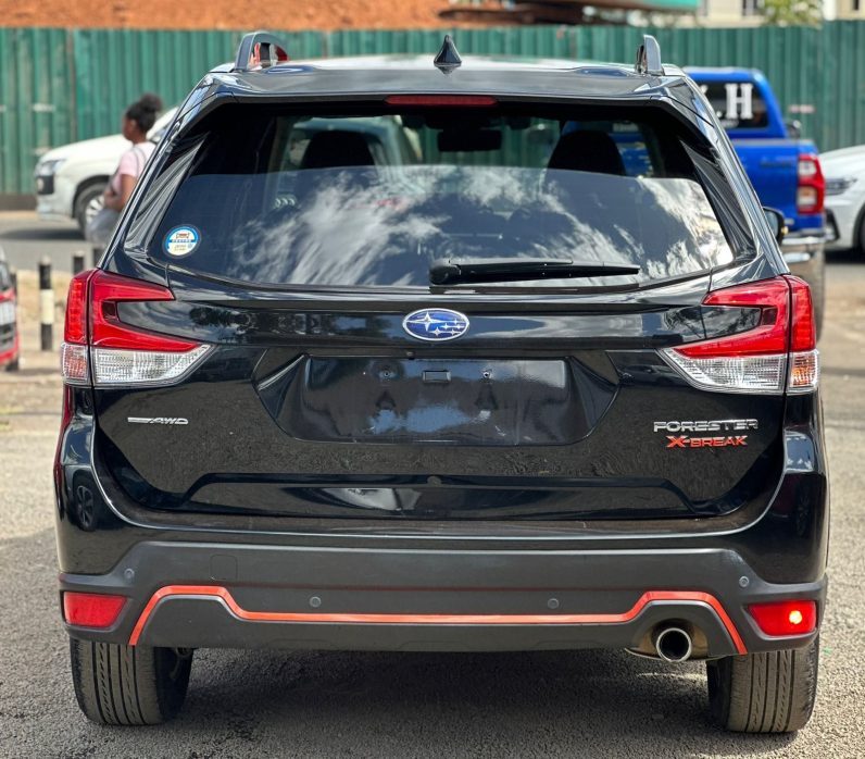 
								Subaru Forester SK9 full									