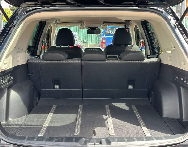 
								Subaru Forester SK9 full									