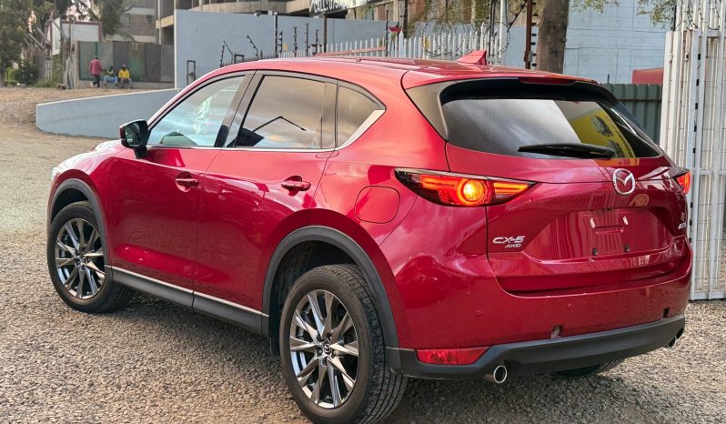 
								Mazda CX-5 full									