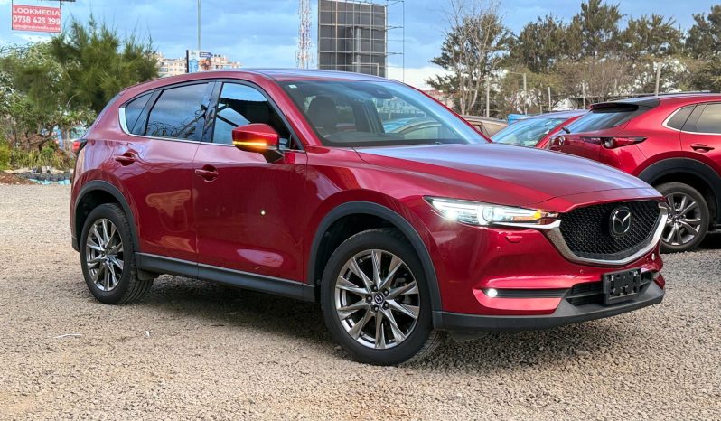
								Mazda CX-5 full									