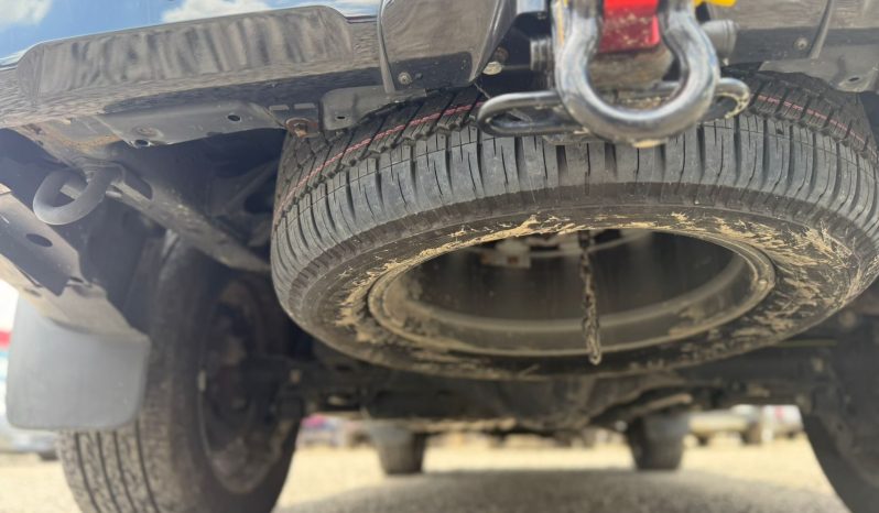 
								Toyota LandCruiser Prado TXL full									