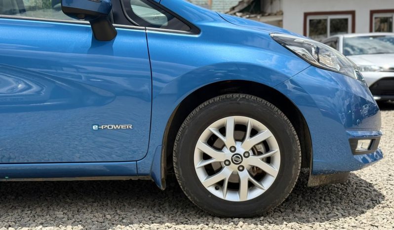 
								Nissan Note E. Power full									