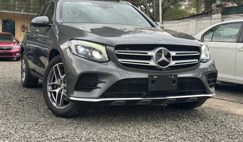 
								Mercedes-Benz GLC 250 full									