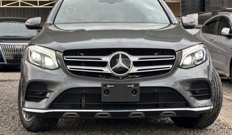 
								Mercedes-Benz GLC 250 full									