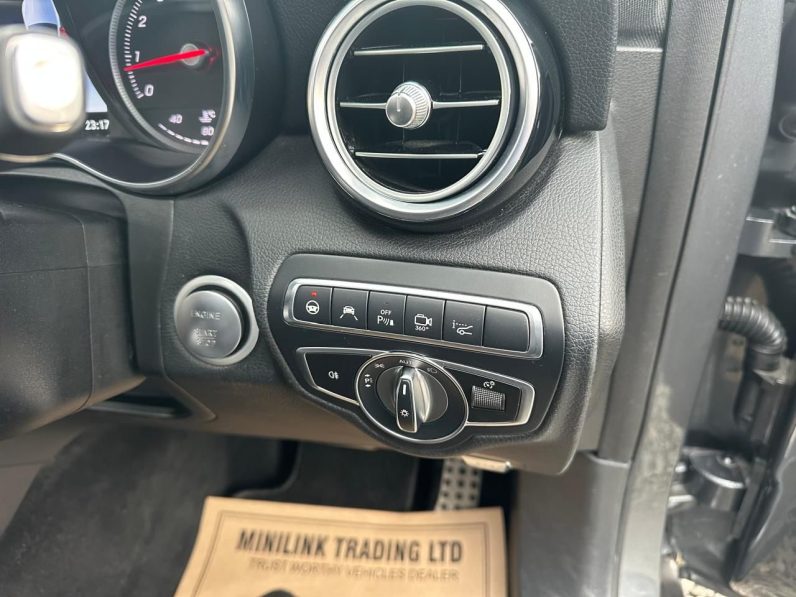 
								Mercedes-Benz GLC 250 full									