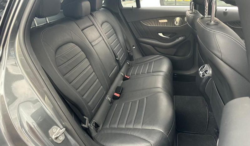 
								Mercedes-Benz GLC 250 full									