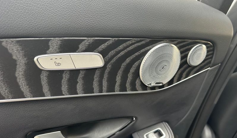 
								Mercedes-Benz GLC 250 full									