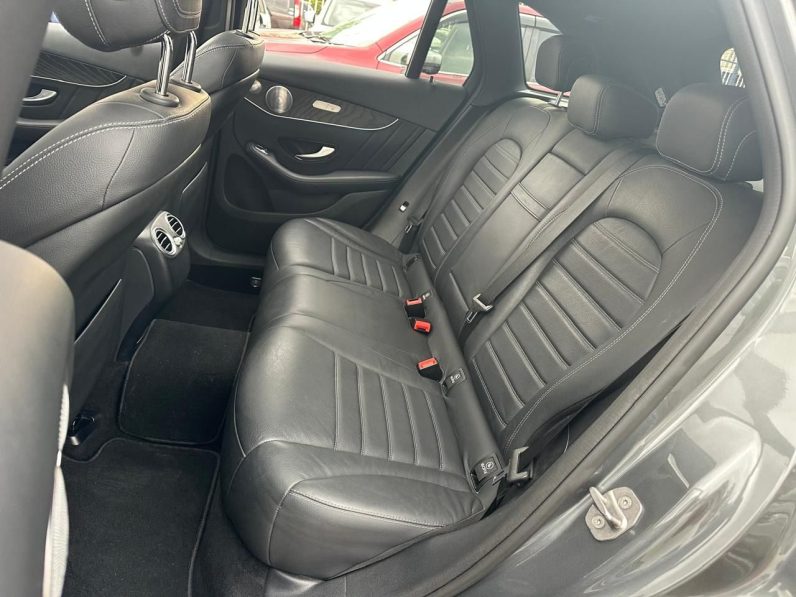 
								Mercedes-Benz GLC 250 full									