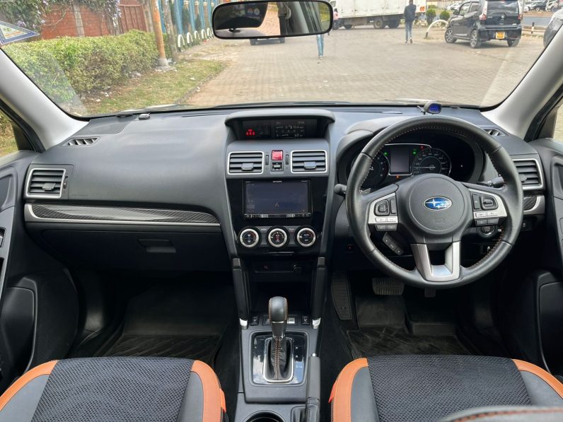 
								Subaru Forester Xbreak full									