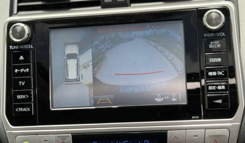 
								Toyota Land Cruiser Prado TX L full									