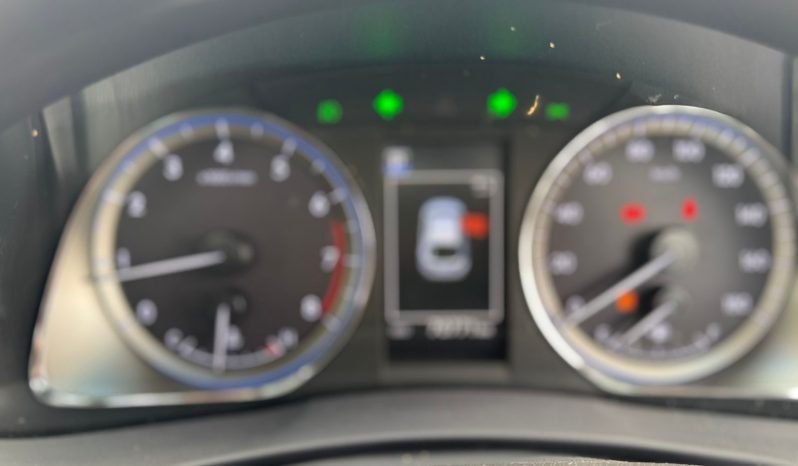 
								Toyota  Harrier full									