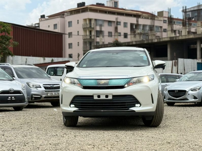 
								Toyota  Harrier full									