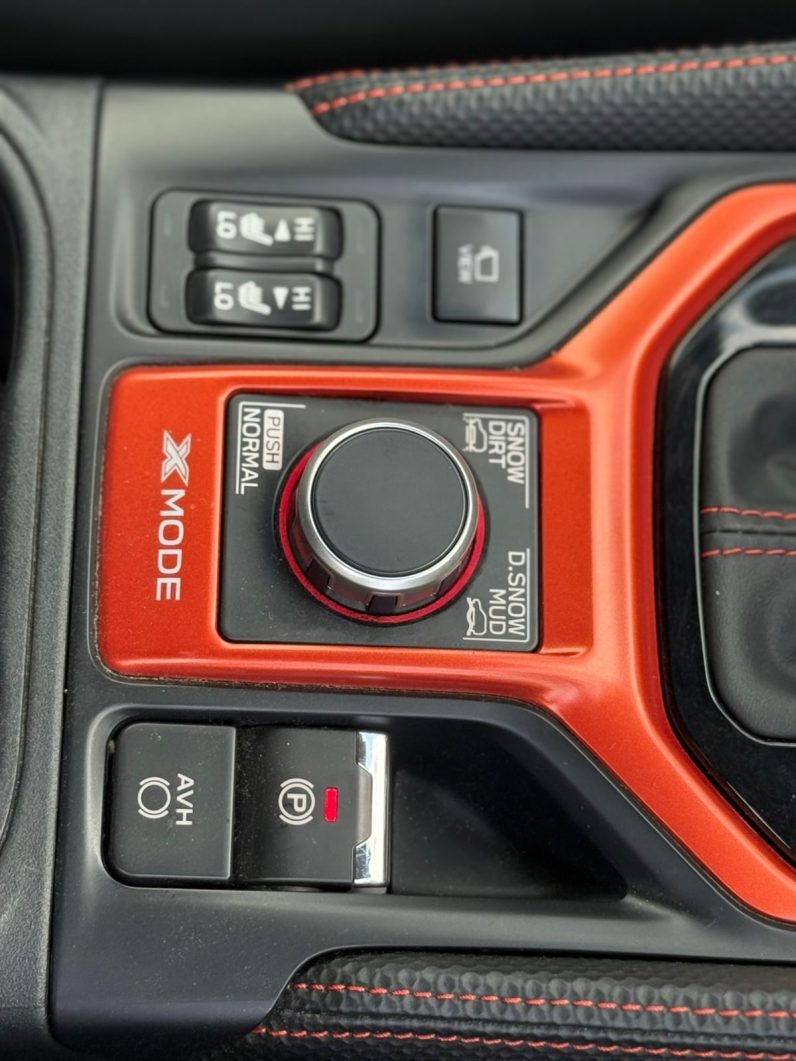 
								Subaru Forester X-BREAK full									