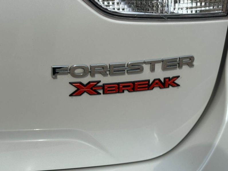
								Subaru Forester X-BREAK full									