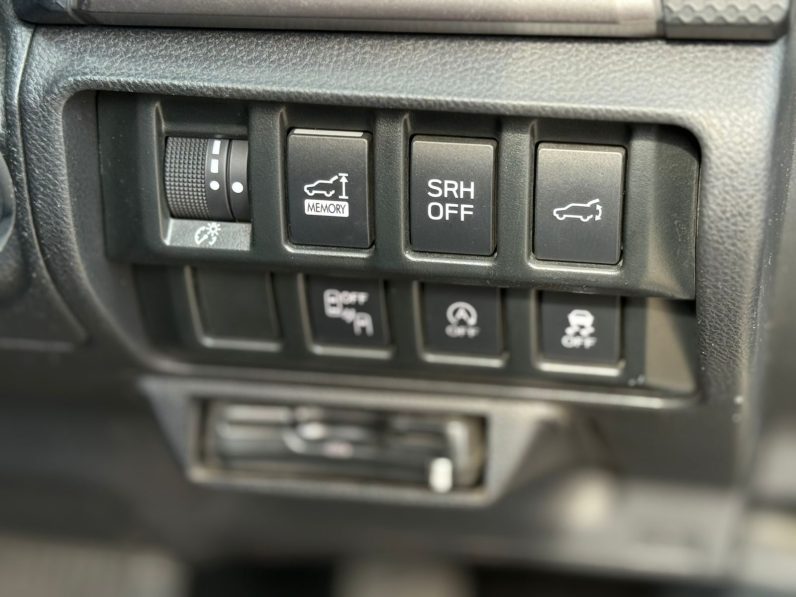 
								Subaru Forester X-BREAK full									