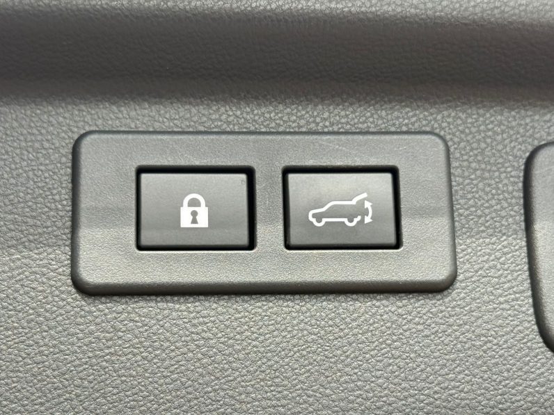 
								Subaru Forester X-BREAK full									