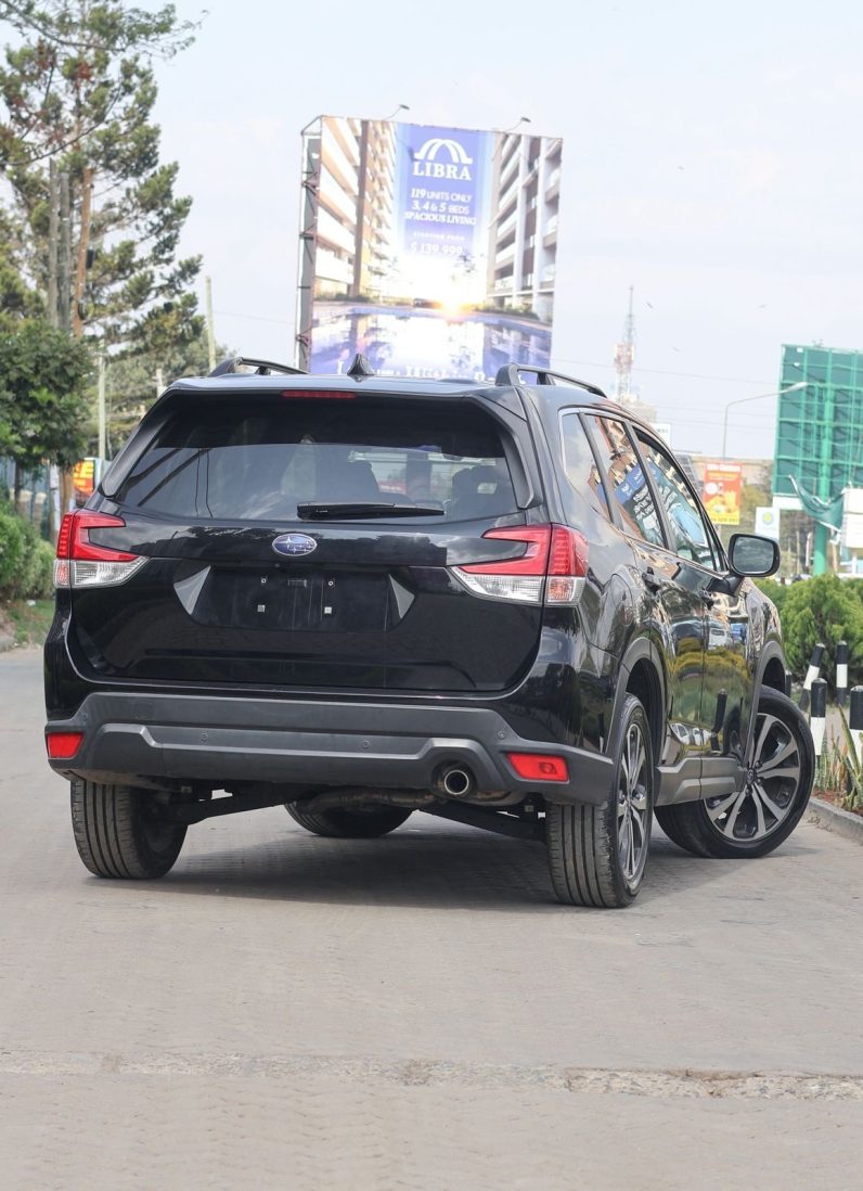 
								Subaru Forester SK9 full									